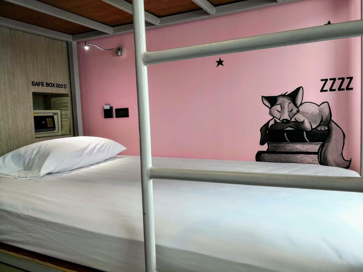 Asleep By Lantana Hostel Pattaya Buitenkant foto