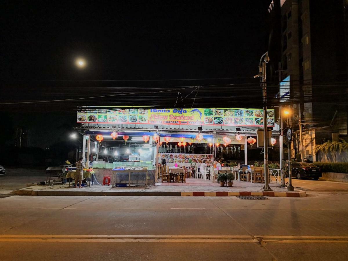 Asleep By Lantana Hostel Pattaya Buitenkant foto